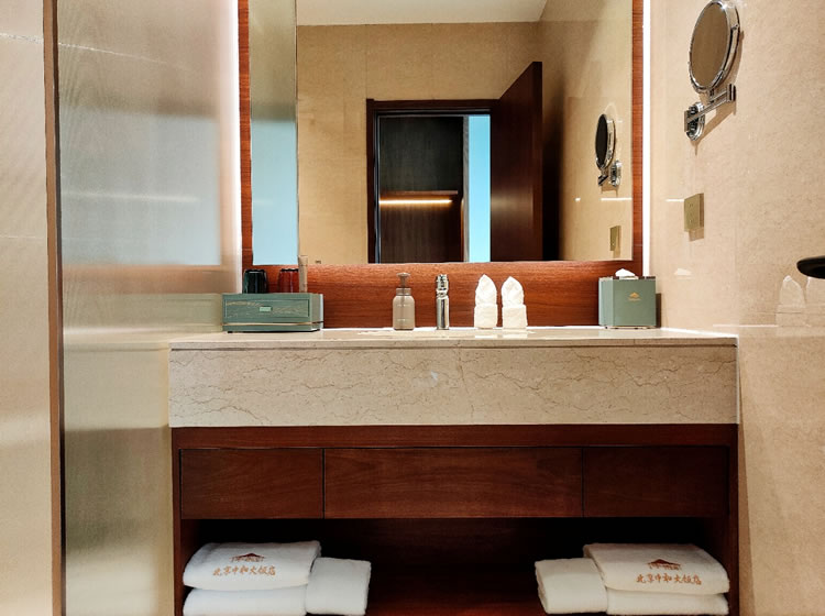 �ͷ�����